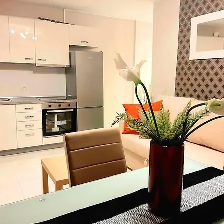 Modern In Americas, Lk520 With Pool Close To The Ocean 아파트 *